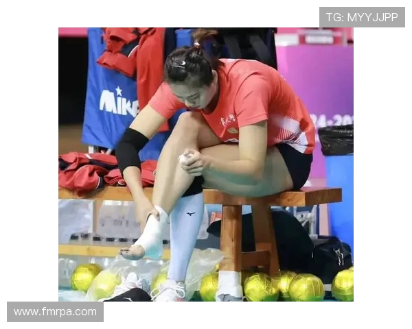 吴梦洁发球冲击波掀翻保加利亚 香港站成新星闪耀舞台(2)